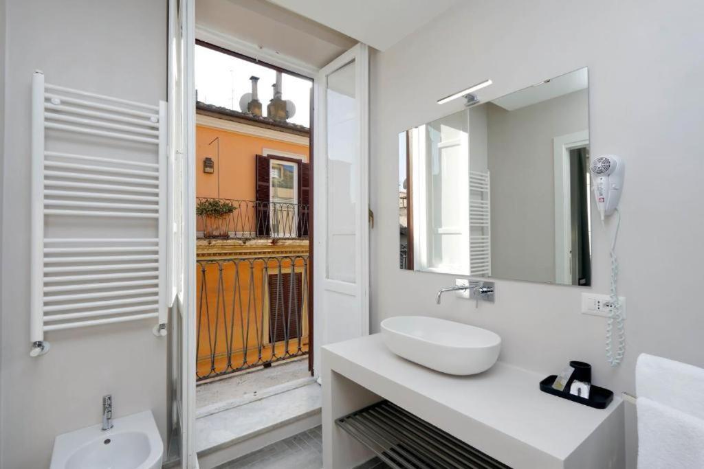 Boutique Suites Della Croce Rzym Zewnętrze zdjęcie