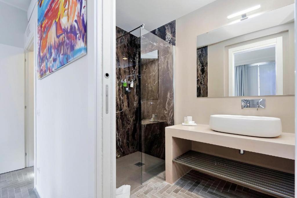 Boutique Suites Della Croce Rzym Zewnętrze zdjęcie
