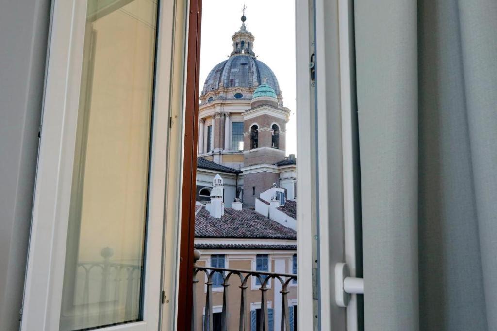 Boutique Suites Della Croce Rzym Zewnętrze zdjęcie