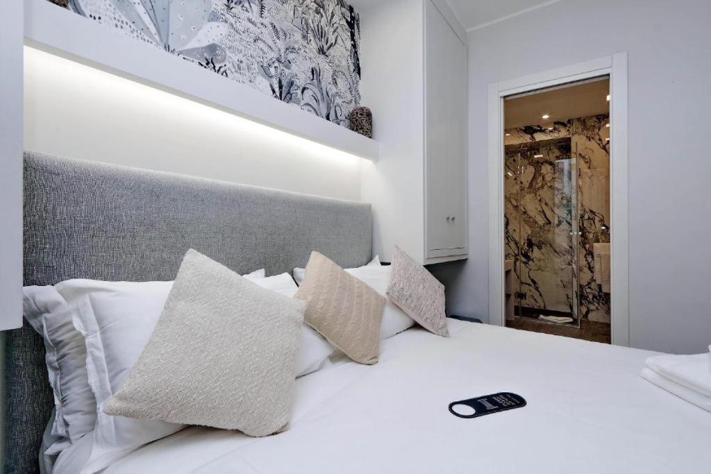 Boutique Suites Della Croce Rzym Zewnętrze zdjęcie